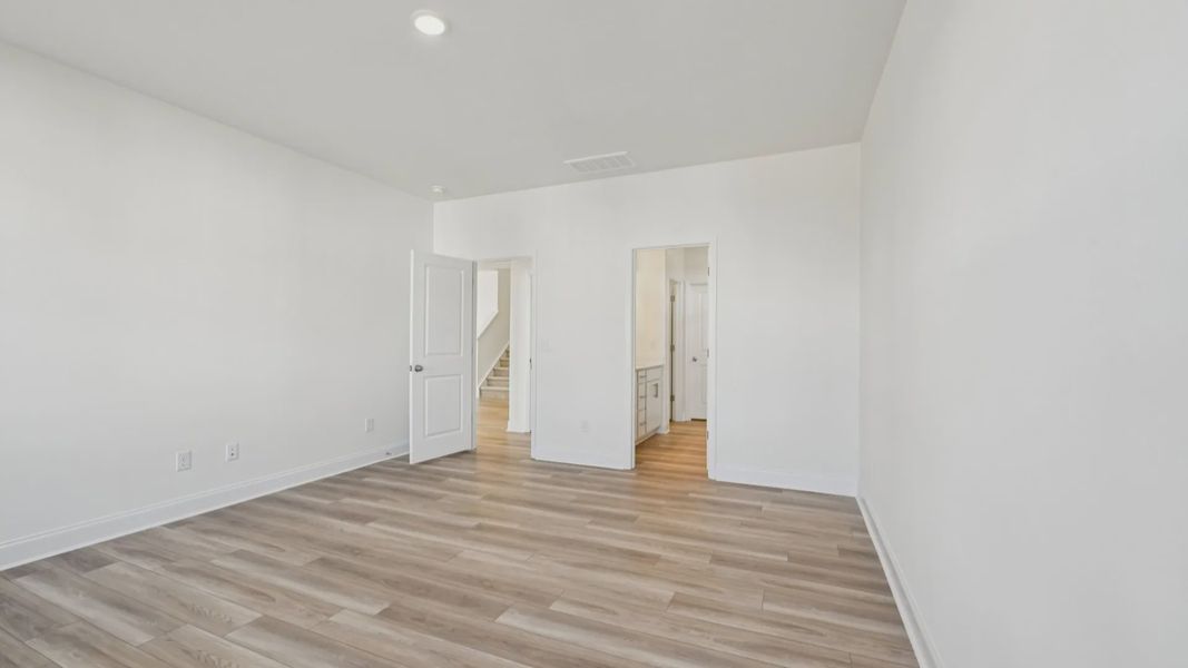 Furnished interior view inside a new home in Oakmont Manor, Oxford (Image 14).