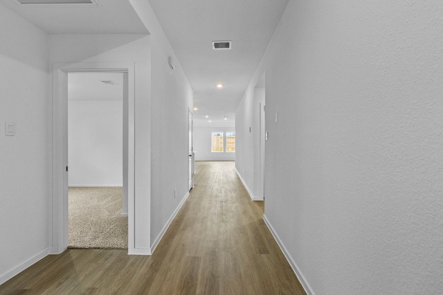Spacious, unfurnished interior of a new home in Maple Woods, Hockley (Image 16). Spacious, unfurnished interior of a new home in Maple Woods, Hockley (Image 16).