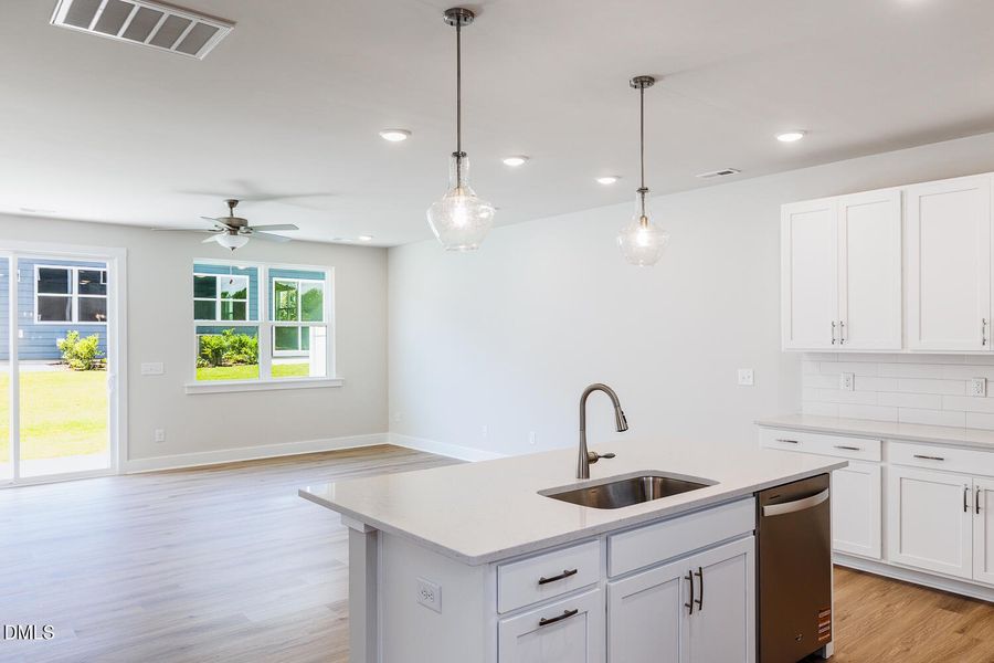 VNF-Lot 49-Aurora (8)