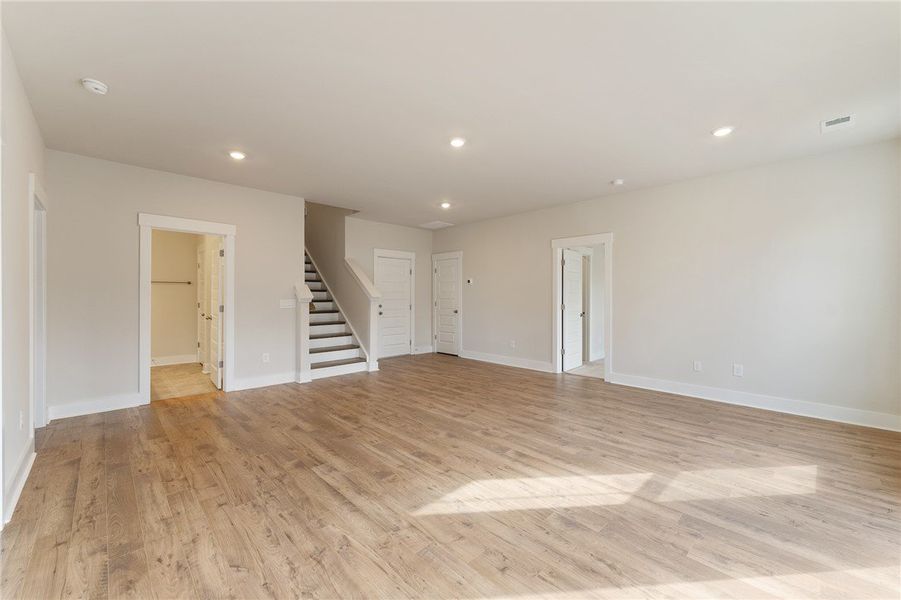 Spacious, unfurnished interior of a new home in South Park, Piedmont (Image 31). Spacious, unfurnished interior of a new home in South Park, Piedmont (Image 31).
