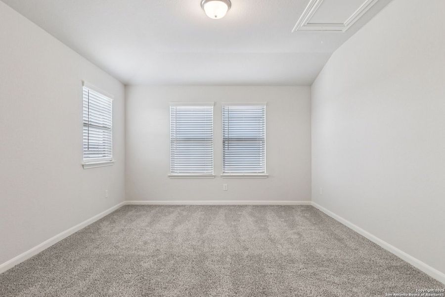 Spacious, unfurnished interior of a new home in Remington Ranch, San Antonio (Image 41). Spacious, unfurnished interior of a new home in Remington Ranch, San Antonio (Image 41).