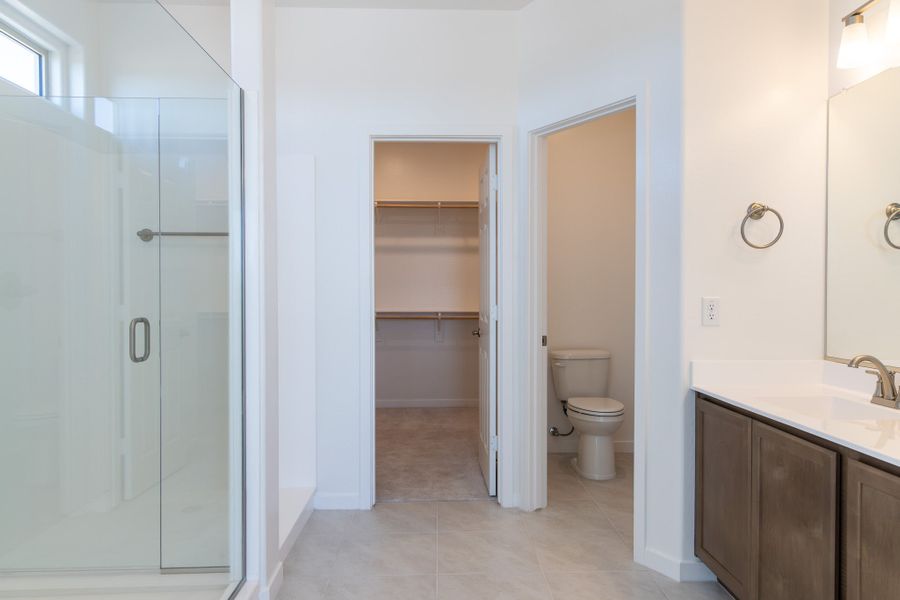 Furnished interior view inside a new home in Rancho Santa Rosa, Maricopa (Image 11).