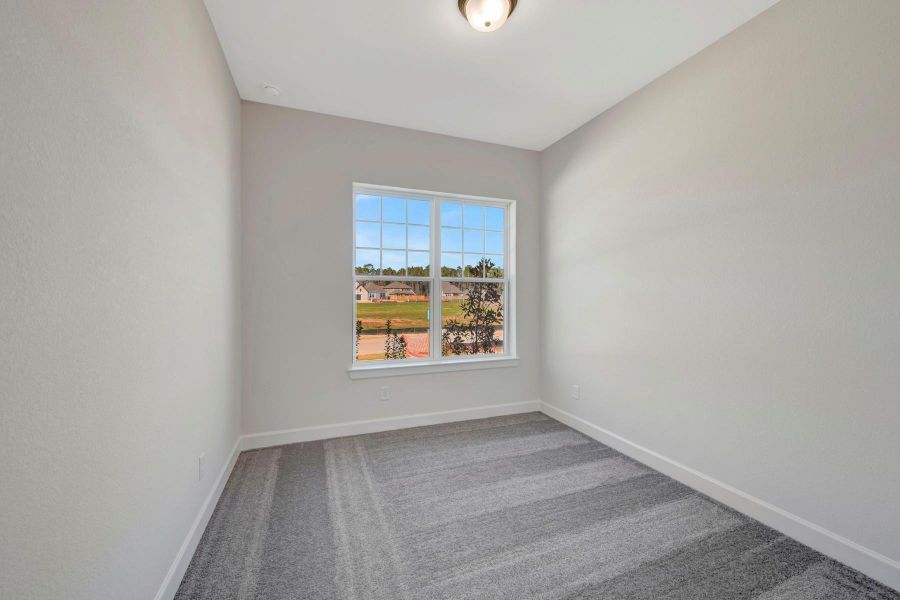 Spacious, unfurnished interior of a new home in ARTAVIA 45' Homesites, Conroe (Image 34).