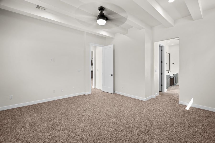 Representative unfurnished interior of a home built from the Scottsdale by LEH. Homes in Verdancia, El Paso (Image 92).