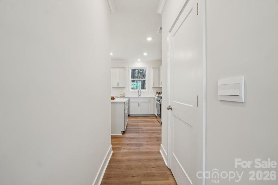 Spacious, unfurnished interior of a new home in Brantley, Mooresville (Image 18).