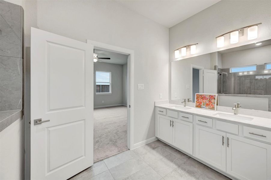 Furnished interior view inside a new home in The Grand Prairie 50’, Hockley (Image 15).