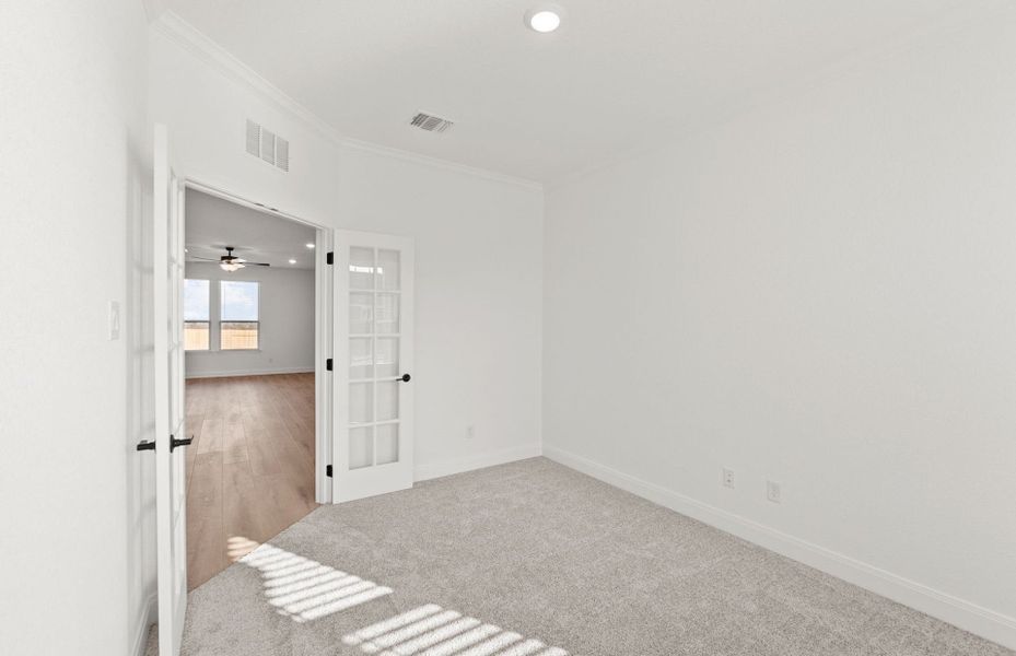 Spacious, unfurnished interior of a new home in Patterson Ranch, Georgetown (Image 14).