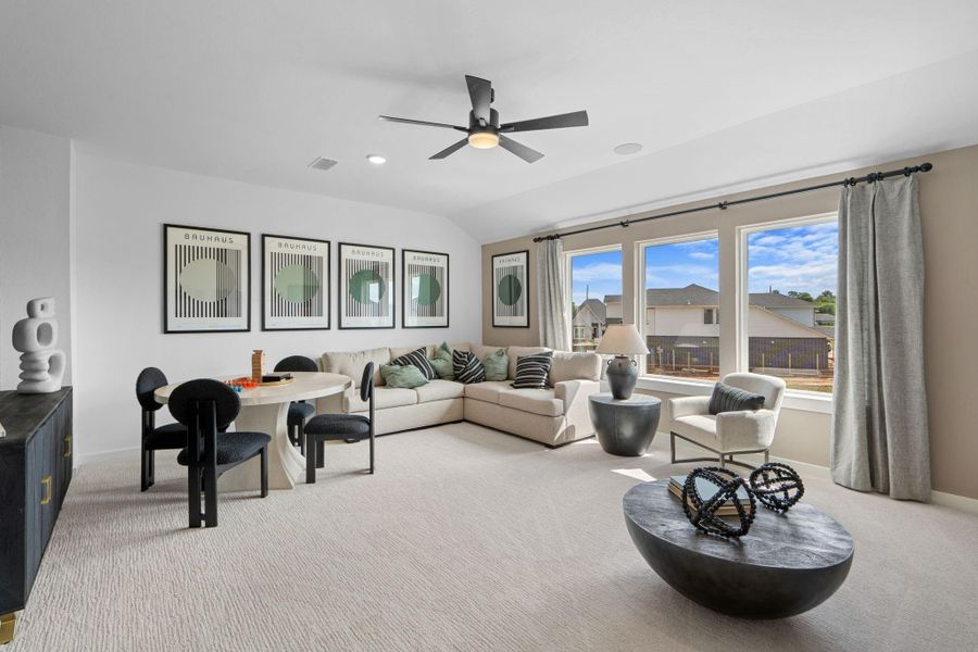 Furnished interior view inside a new home in Sienna Village of Anderson Springs 50', Missouri City (Image 5). Furnished interior view inside a new home in Sienna Village of Anderson Springs 50', Missouri City (Image 5).