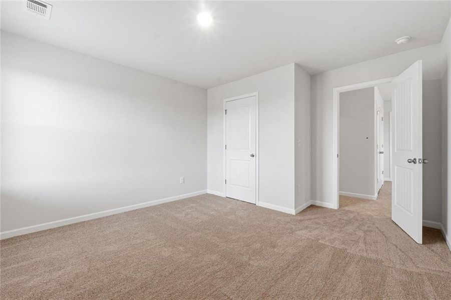 Spacious, unfurnished interior of a new home in Jones Crossing, Hogansville (Image 14). Spacious, unfurnished interior of a new home in Jones Crossing, Hogansville (Image 14).
