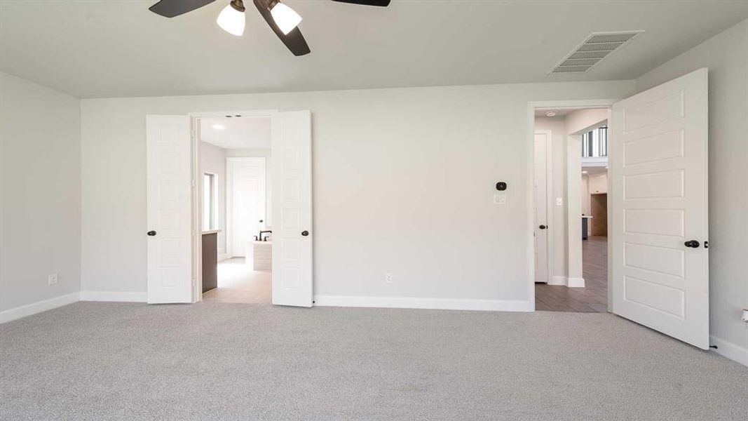 Spacious, unfurnished interior of a new home in The Heights At Uptown Celina 50', Celina (Image 20).