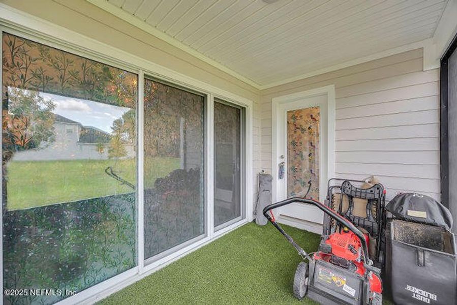 Furnished interior view inside a new home in Edinburgh Village, Jacksonville (Image 42). Furnished interior view inside a new home in Edinburgh Village, Jacksonville (Image 42).
