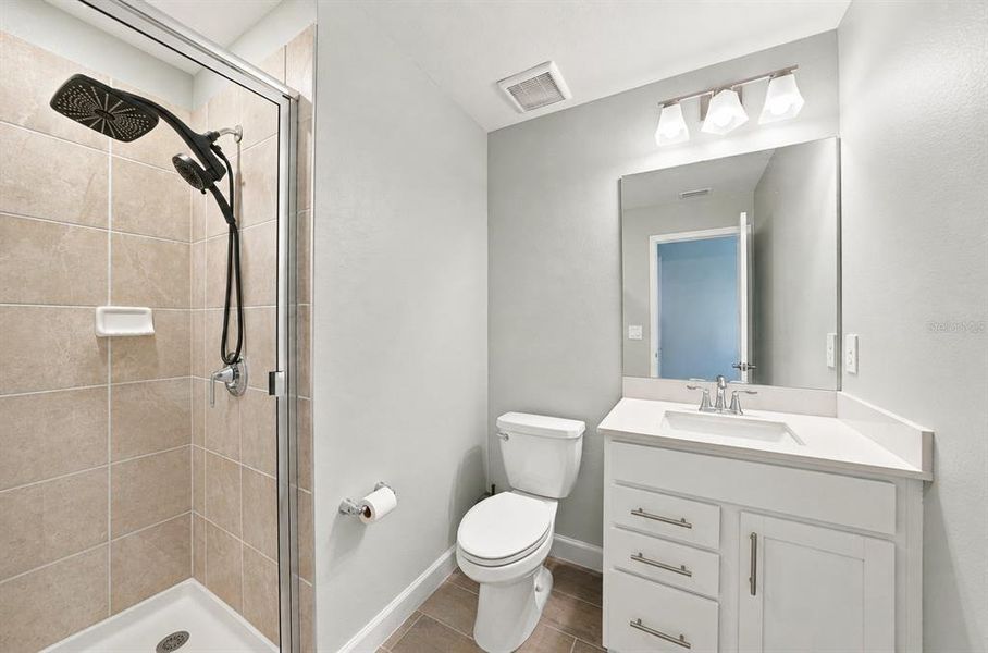 Furnished interior view inside a new home in , Punta Gorda (Image 51). Furnished interior view inside a new home in , Punta Gorda (Image 51).
