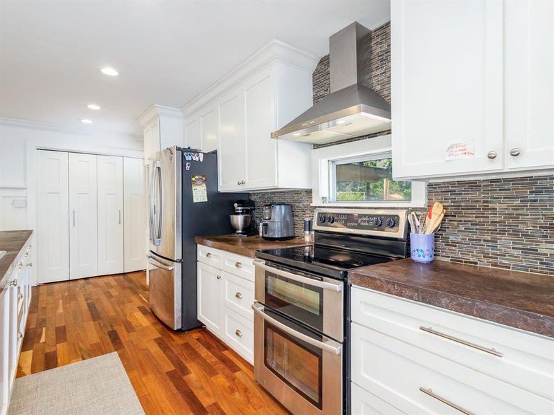 Furnished interior view inside a new home in , Brownwood (Image 12). Furnished interior view inside a new home in , Brownwood (Image 12).