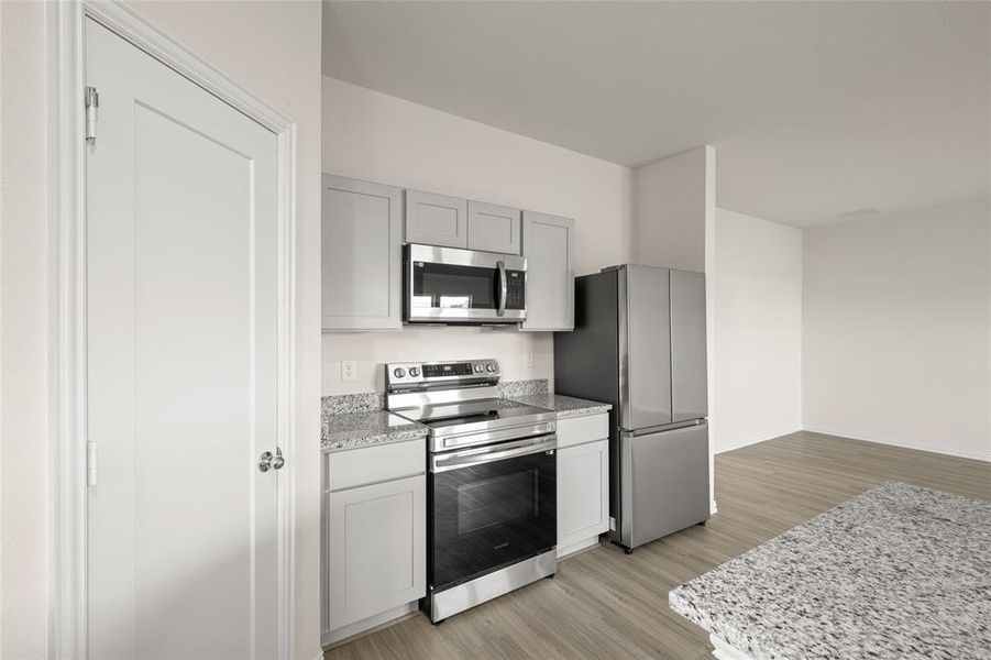 414 Rose- Kitchen-5