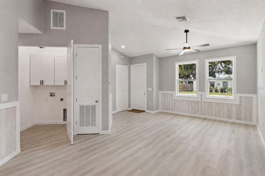 Spacious, unfurnished interior of a new home in , Gulfport (Image 10).