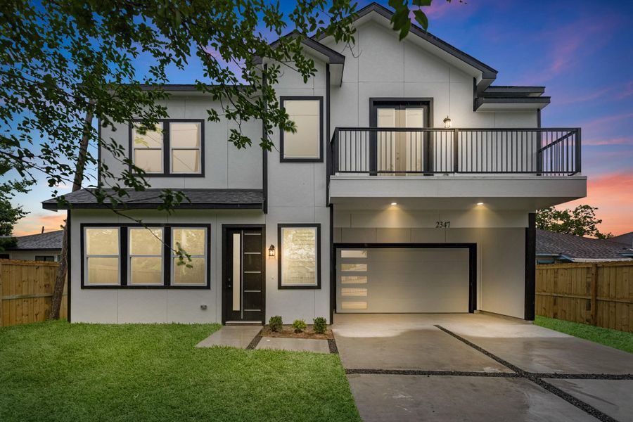 Front exterior of a new home in , Houston, TX, highlighting curb appeal (Image 17).