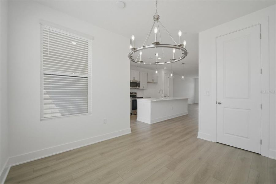 Spacious, unfurnished interior of a new home in , Winter Garden (Image 17).
