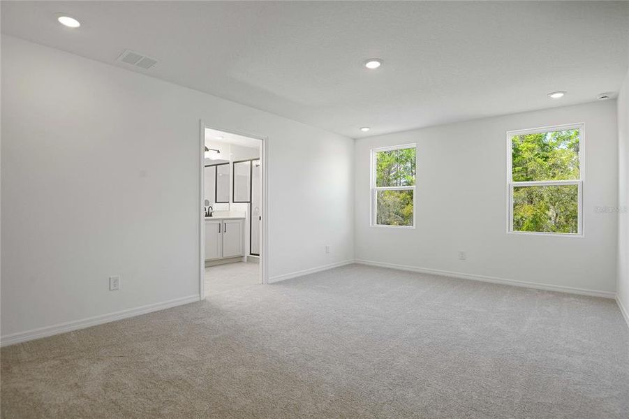 Spacious, unfurnished interior of a new home in Ellington Place, St. Cloud (Image 15).