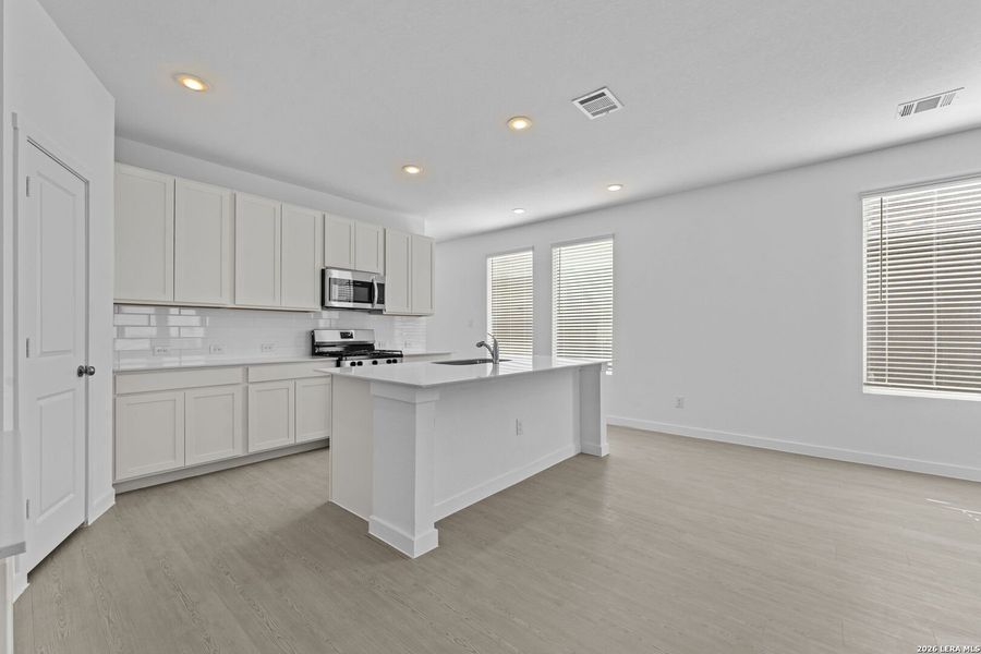 Furnished interior view inside a new home in Grace Valley, Marion (Image 9).