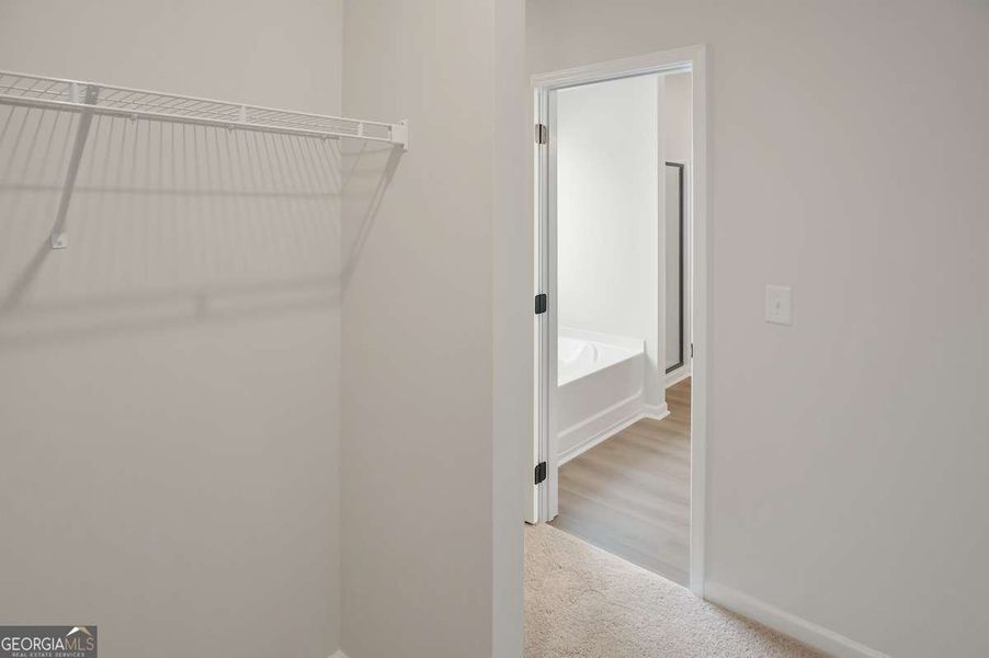 Spacious, unfurnished interior of a new home in Avalon, Perry (Image 19).