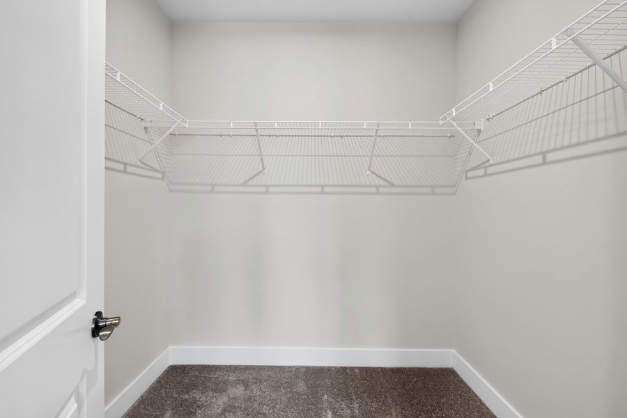 Spacious, unfurnished interior of a new home in Context at Oakhurst, Charlotte (Image 28). Spacious, unfurnished interior of a new home in Context at Oakhurst, Charlotte (Image 28).