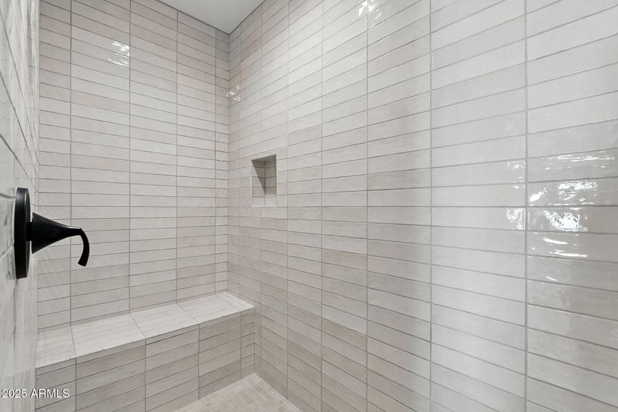 32-web-or-mls-Quinn-30