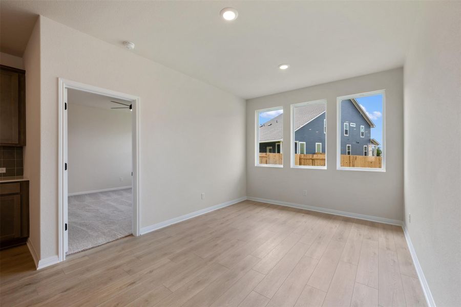 Spacious, unfurnished interior of a new home in Cannon Ranch, Dripping Springs (Image 20).