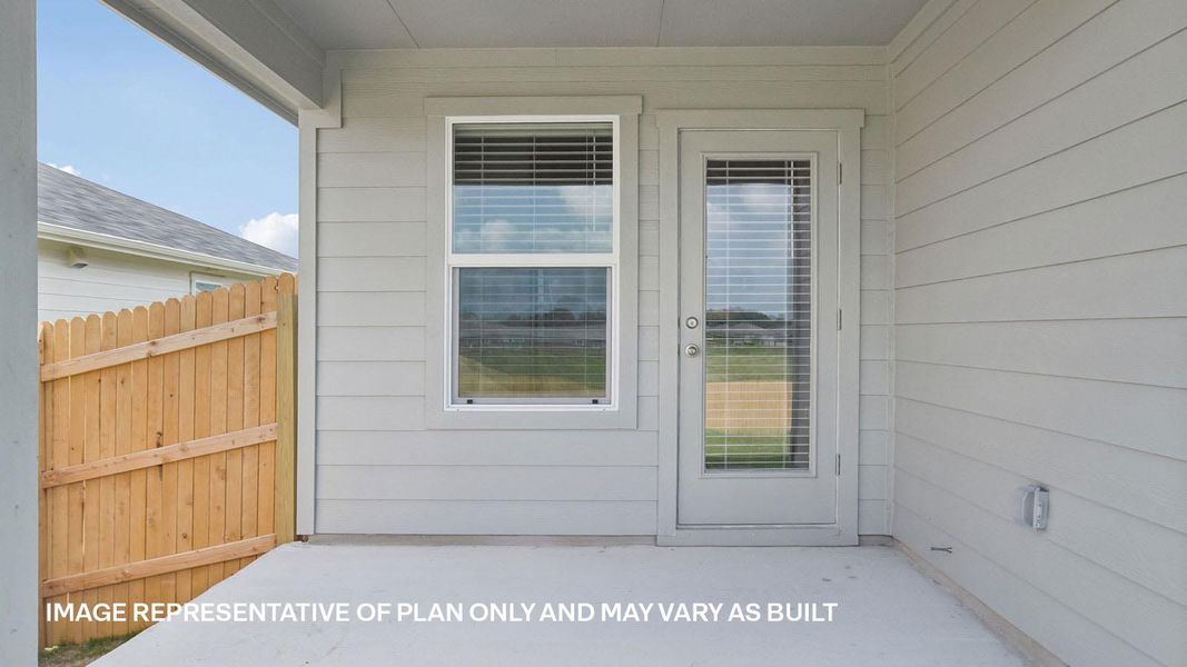 Exterior details and patio area of a home in Southgrove, Kyle (Image 3).