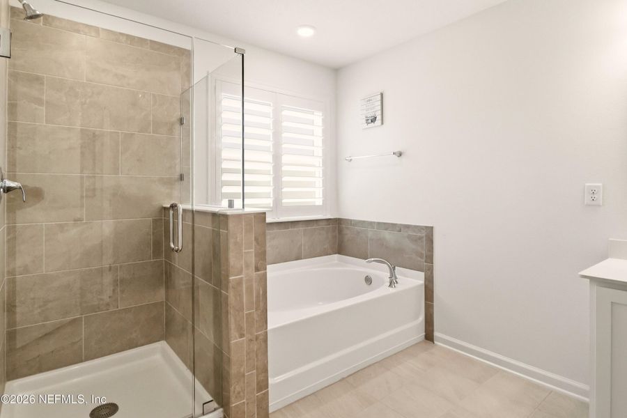 Furnished interior view inside a new home in , St. Augustine (Image 17).