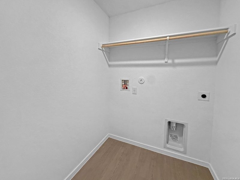 Spacious, unfurnished interior of a new home in Ridgeland, Kerrville (Image 15). Spacious, unfurnished interior of a new home in Ridgeland, Kerrville (Image 15).