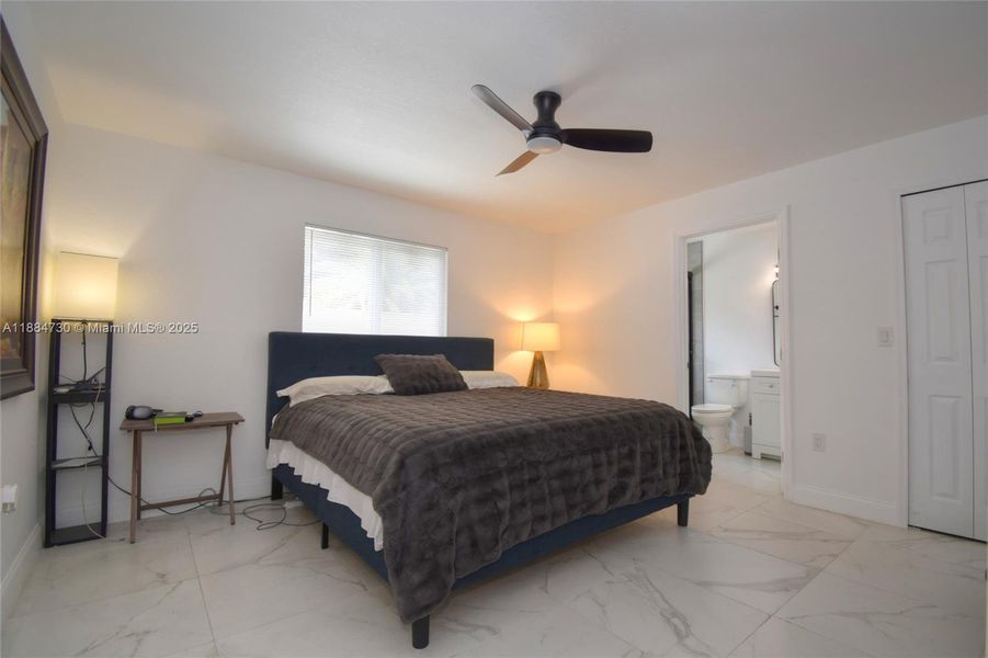 Furnished interior view inside a new home in , Fort Lauderdale (Image 16). Furnished interior view inside a new home in , Fort Lauderdale (Image 16).