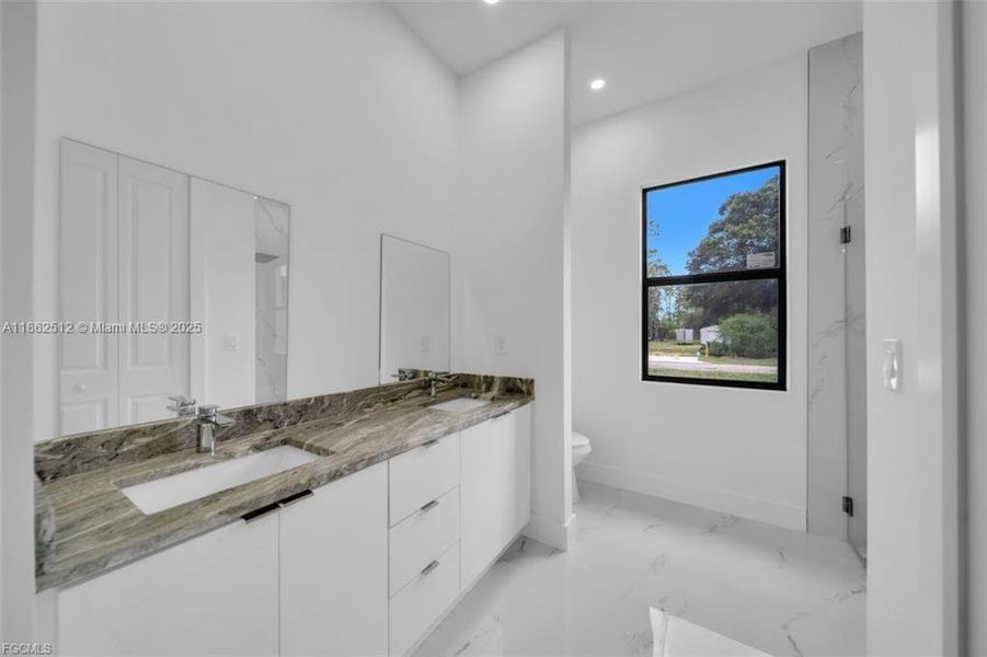 Furnished interior view inside a new home in , Lehigh Acres (Image 5).