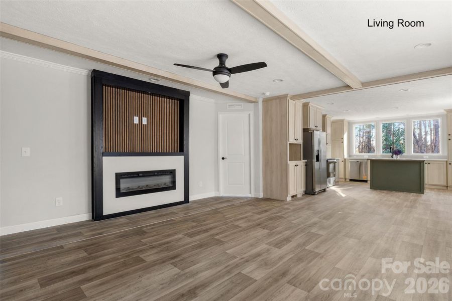 Spacious, unfurnished interior of a new home in , Lancaster (Image 12).