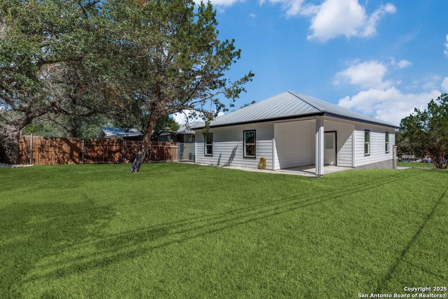 Image 13 of a home in . Image 13 of a home in .