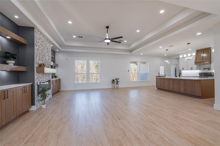 Spacious, unfurnished interior of a new home in , Dayton (Image 34).