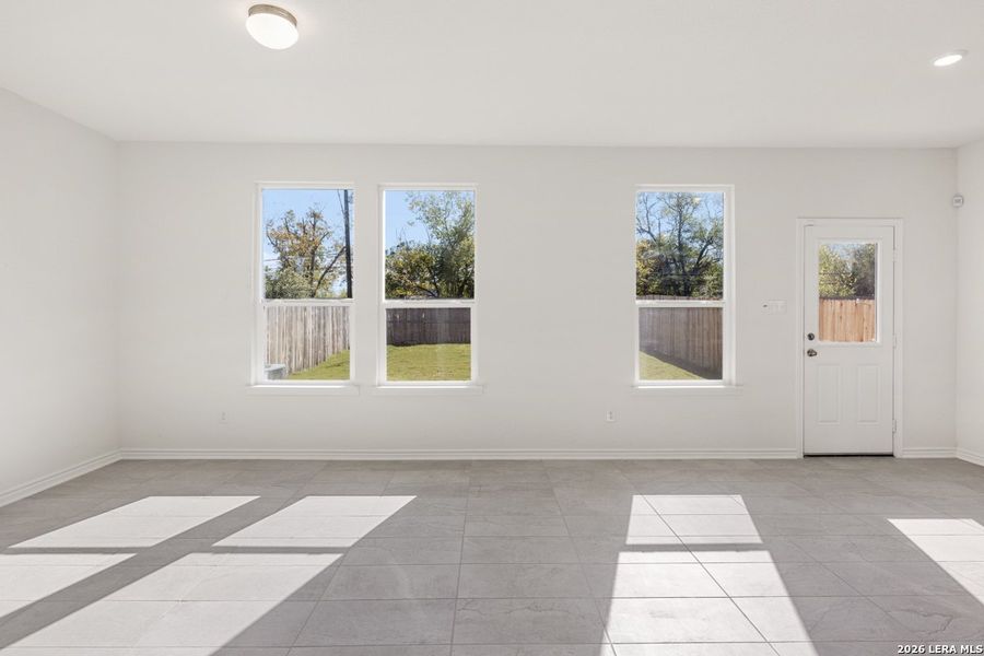 Spacious, unfurnished interior of a new home in Spanish Trails Villas, San Antonio (Image 25). Spacious, unfurnished interior of a new home in Spanish Trails Villas, San Antonio (Image 25).