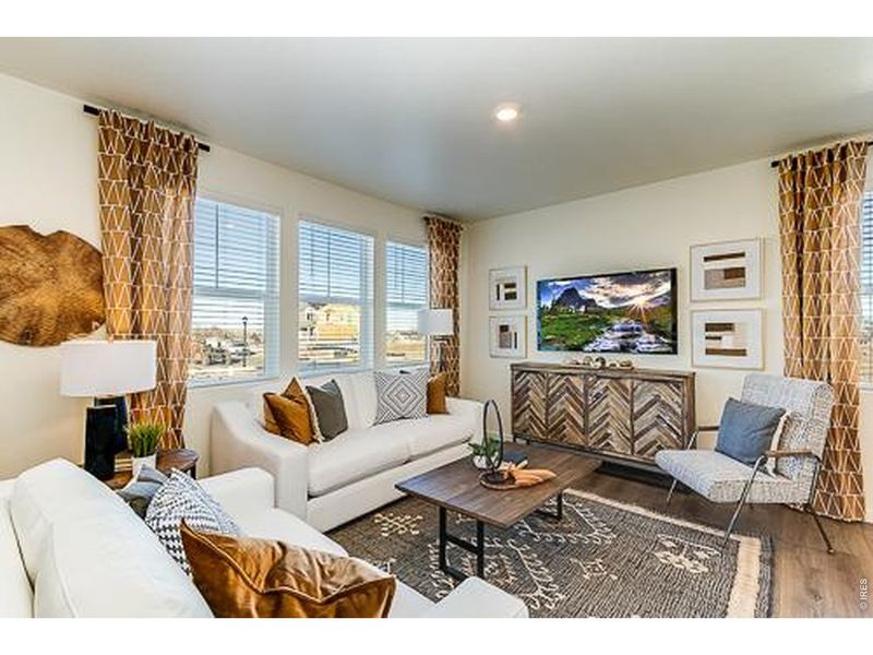 Furnished interior view inside a new home in Prairie Song, Windsor (Image 5).