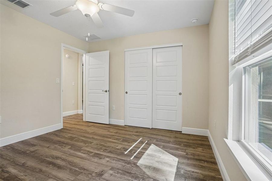 Spacious, unfurnished interior of a new home in , Ocala (Image 34).