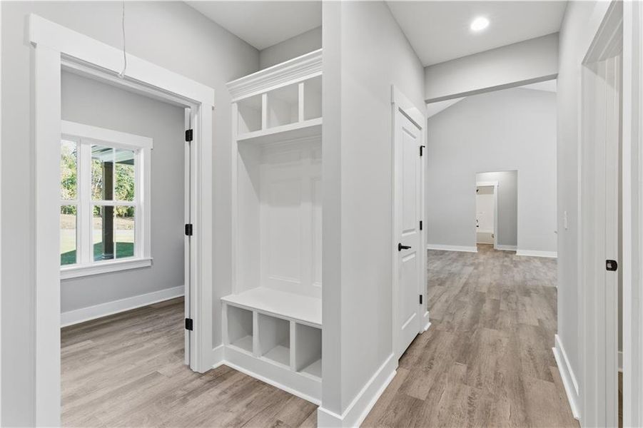 Spacious, unfurnished interior of a new home in , Dallas (Image 47).