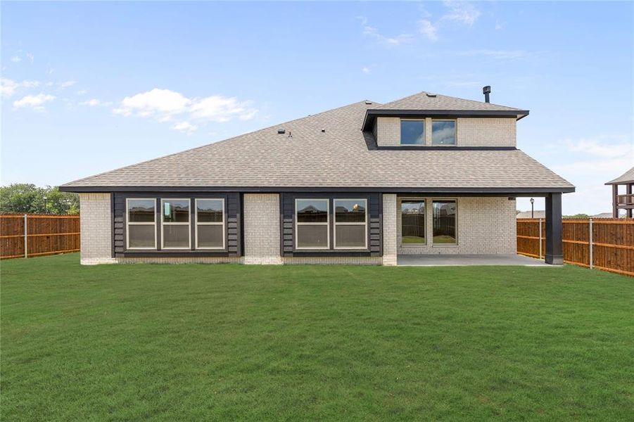 Exterior details and patio area of a home in The Oaks, Red Oak (Image 3). Exterior details and patio area of a home in The Oaks, Red Oak (Image 3).