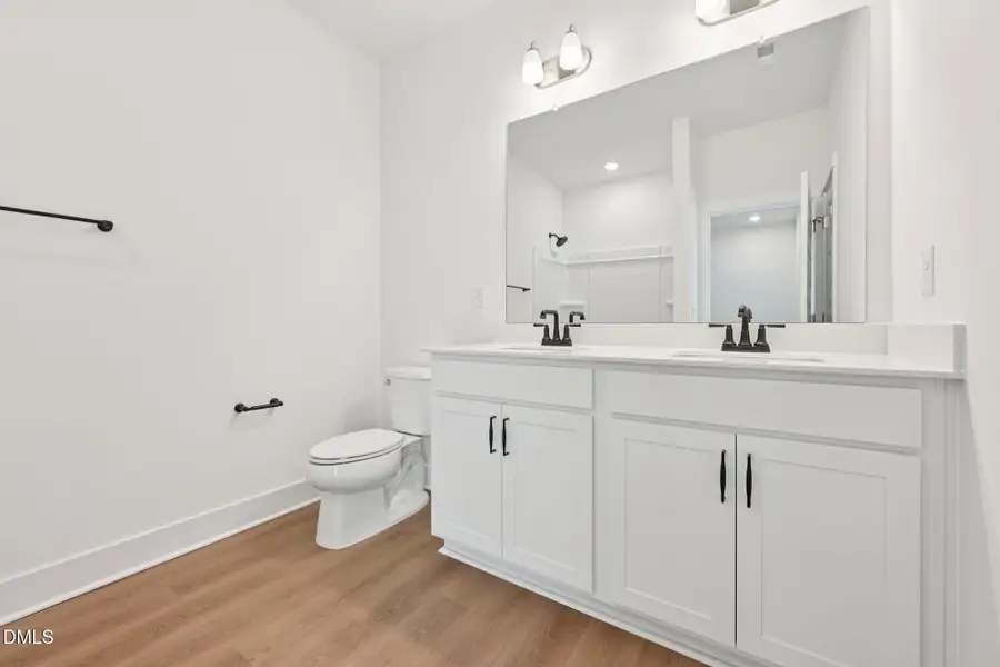 12-web-or-mls-Dunzo Dr-S1203-012