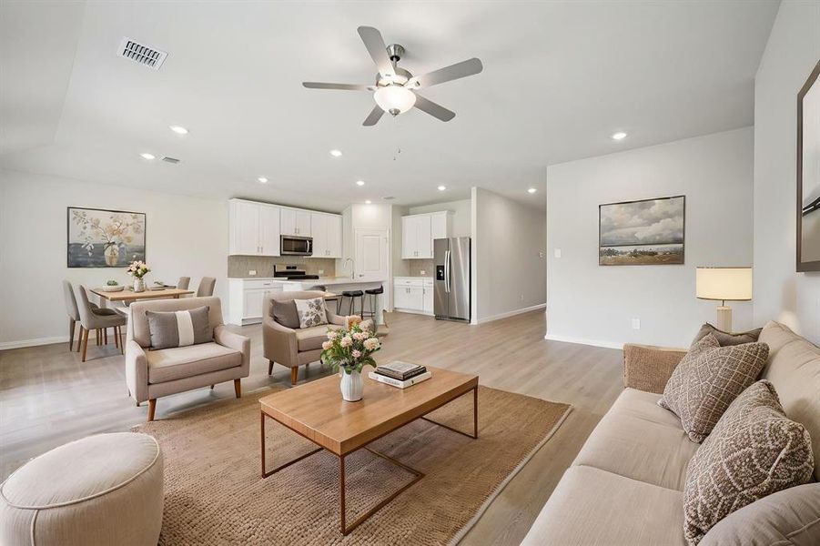 Furnished interior view inside a new home in Westmoor, Sherman (Image 10).