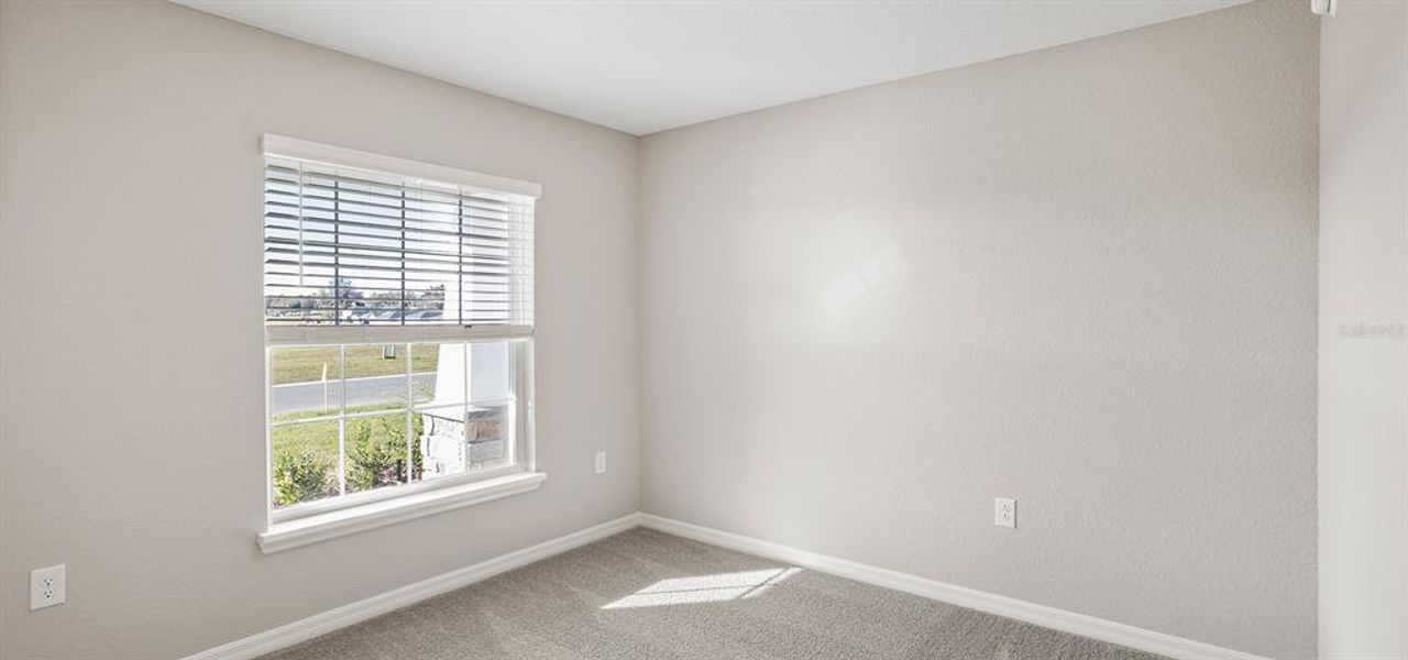 Spacious, unfurnished interior of a new home in Bennah Oaks, Belleview (Image 16).
