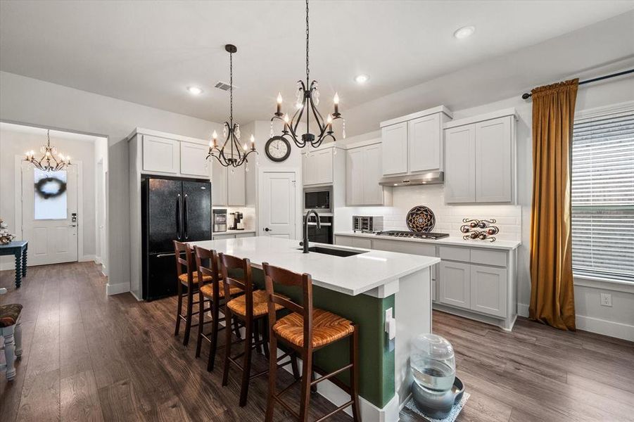 Furnished interior view inside a new home in , Waxahachie (Image 5).