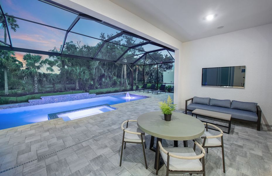 Image 48 of a home in Del Webb Oak Creek.