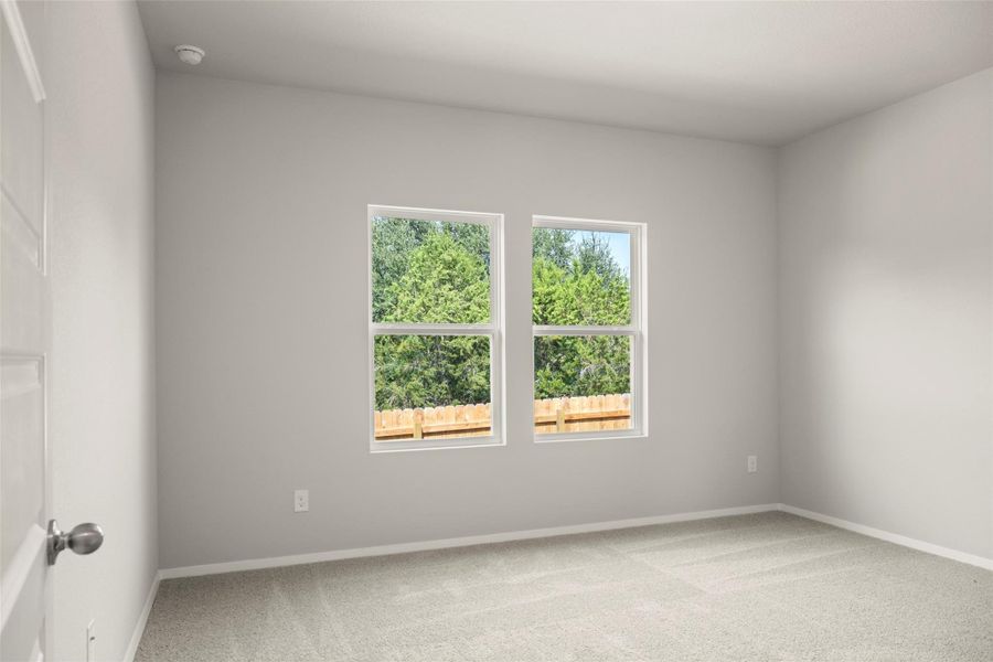 Spacious, unfurnished interior of a new home in Cloverleaf, Austin (Image 21).