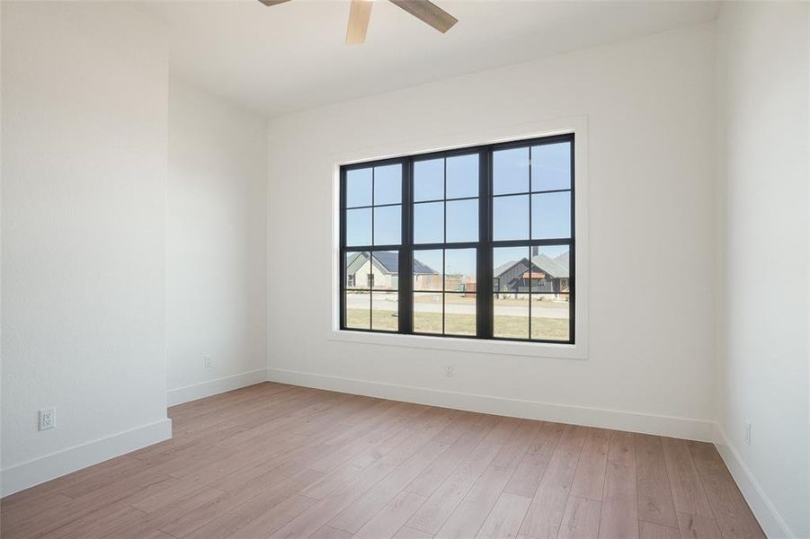 Spacious, unfurnished interior of a new home in , Paradise (Image 16).