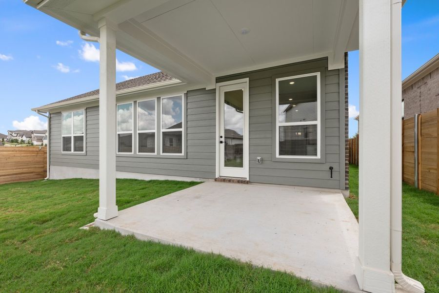 Representative exterior details of a home built from the Thornton by Ashton Woods in Berry Creek Highlands, Georgetown (Image 4).