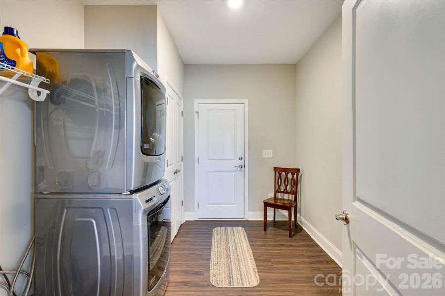 Furnished interior view inside a new home in , Bostic (Image 8).