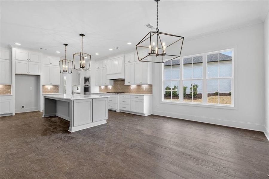 Image 73 of a home in .